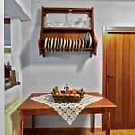 Manor House Est. 1890 Apartment Kastoria