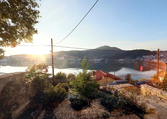 Manor House Est. 1890